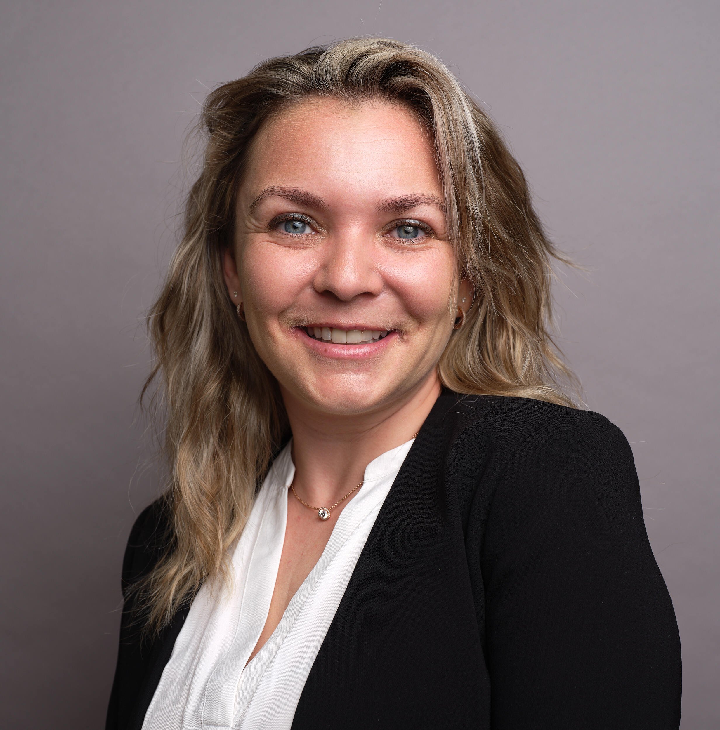 250520_FidesEmmenegger2803_web_2198x2432-1